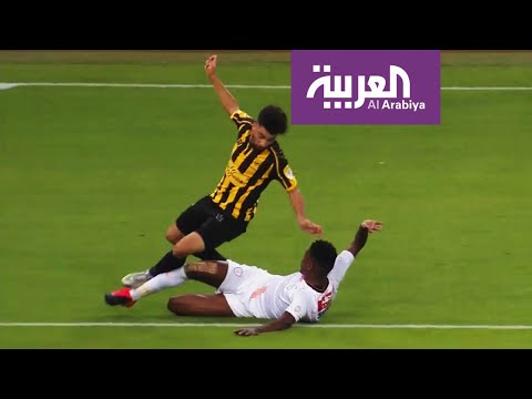 مقيم الحكام في الآسيوي يكشف أخطاء حكم مباراة الاتحاد والشباب